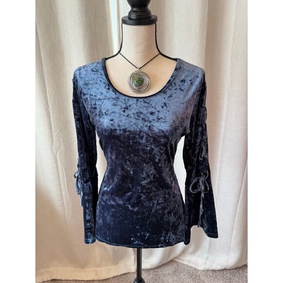 Liquid by Sioni Velvet Top Women Small Blue Stretch Tie Bell Sleeve Keyhole Back - Picture 2 of 9